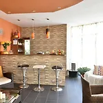 Feng Shui Wellness Apartmanhaz Heviz * Heviz