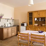 Feng Shui Wellness Apartmanhaz Heviz Apartment *