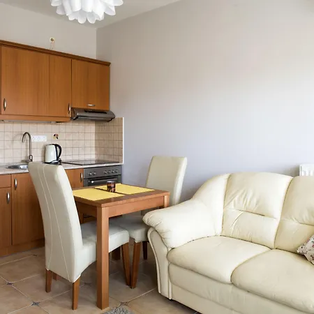 Feng Shui Wellness Apartmanhaz Heviz