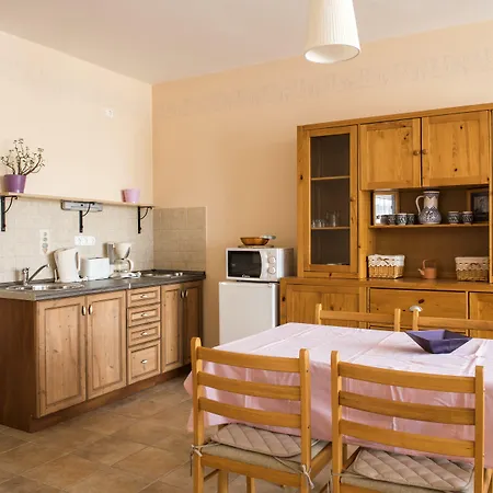 Feng Shui Wellness Apartmanhaz Apartmán *