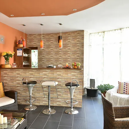 Feng Shui Wellness Apartmanhaz Heviz * Heviz