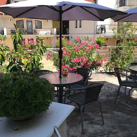 Feng Shui Wellness Apartmanhaz Διαμέρισμα